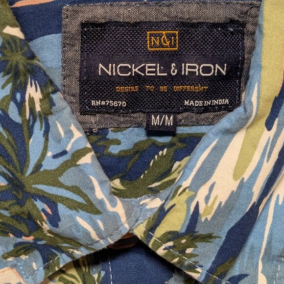 Men's Button Down Hawaiian Short Sleeve Shirt - Picture 3 of 6